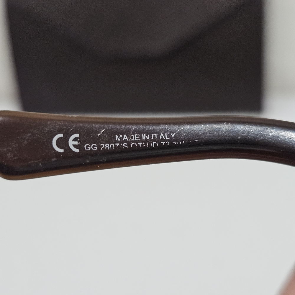 Gucci Brown Sunglasses with Case - Picture 4 of 8